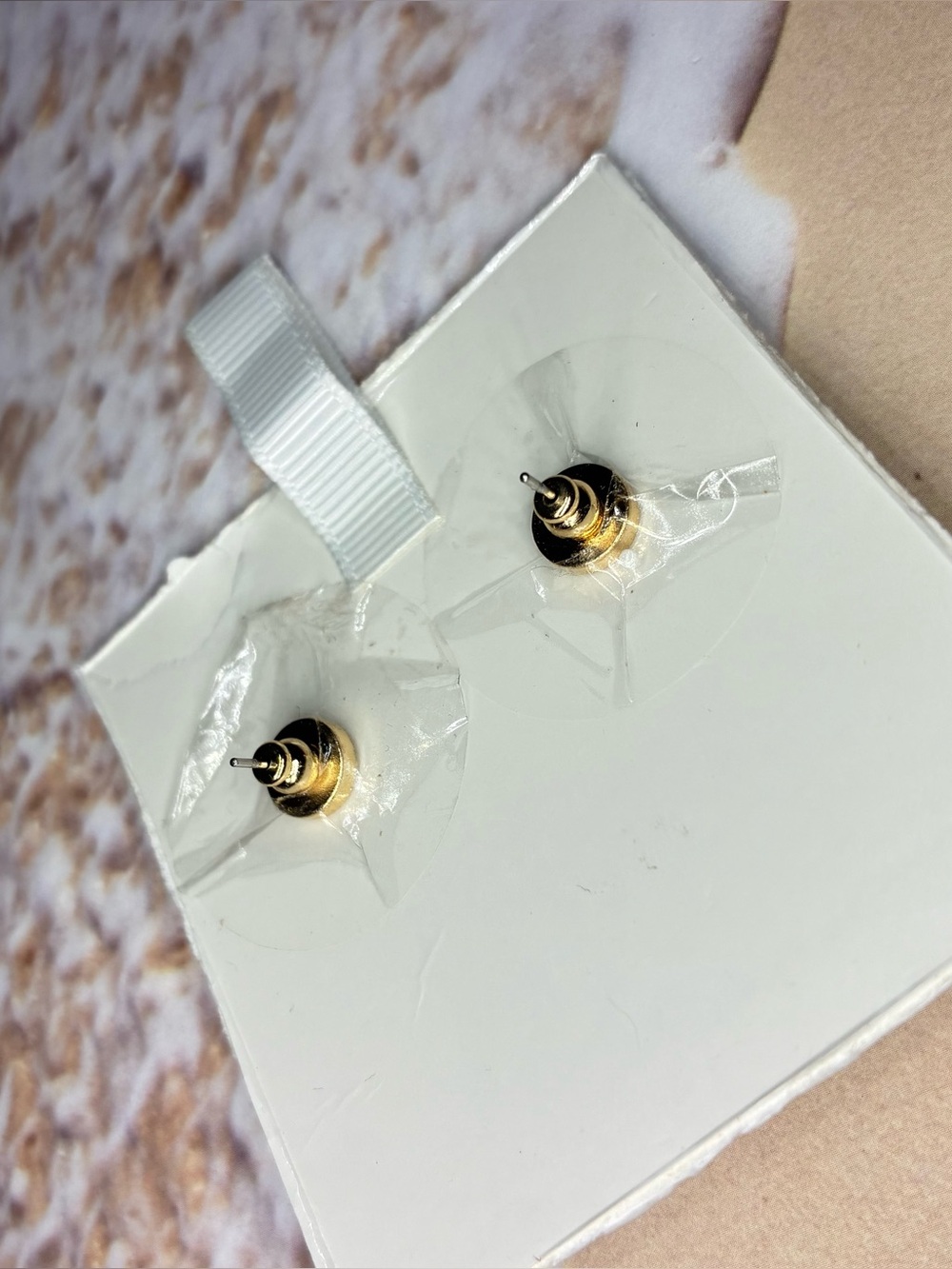 Piper k Gold Shell Freshwater Pearl Drop Earrings NEW - Picture 4 of 4